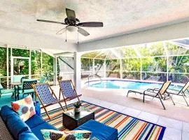 1 Mile to Beach! Tropical Private Pool Oasis