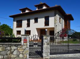 Villa El Martín, hotel di Naves