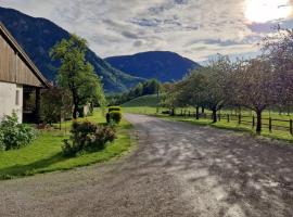 Ferienwohnung Mostheuriger Leo-Hof Kathi, apartamento en Hirschwang