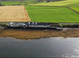 Waterfront House, hotel perto de Maeshowe, Finstown