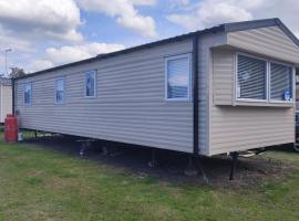 3-Bedroom Holiday Home, Sleeps 8, camping resort en Belton