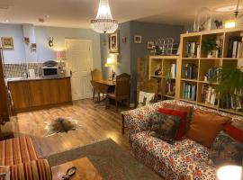 Beautifully unique town centre apartment, pet-friendly hotel in Macclesfield
