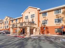 Extended Stay America Suites - Orange County - Lake Forest, hotel v destinácii Foothill Ranch