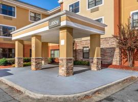Suburban Studios Columbus Bradley Park, hotel poblíž Regionální letiště Columbus Metropolitan - CSG, Columbus