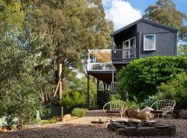 Hepburn Pool House