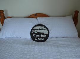 Carrick Cove Deluxe Room with private decking, cheap hotel in Annalong