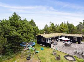 Holiday Home Elin - 3km from the sea in Western Jutland by Interhome, cottage in Bolilmark