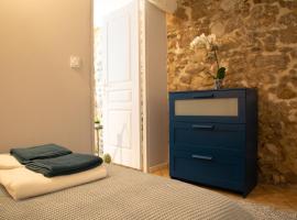 Petit Studio Secret - Coeur de Provence - 4 personnes, дом для отпуска в городе Volx