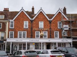 Castle and Ball by Greene King Inns, Gasthaus in Marlborough