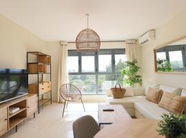 Beautiful apartment in Canet Playa by Hometels, hotel en Canet d'en Berenguer