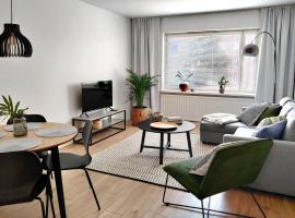 Trendy apartment in the heart of green Lahti, free parking, holiday rental in Lahti