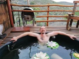 Protea Lodge - Glamping in the Karoo, holiday rental in Barrydale
