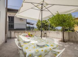 La Casuzza di Sara, hotel u gradu Capri Leone