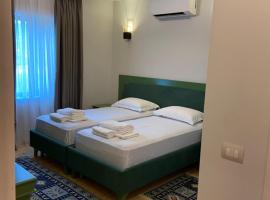 “Sarajet” Bed&Breakfast, Hotel in Këlcyrë