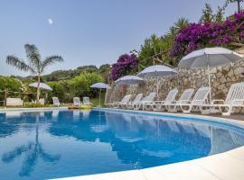 Arcaloro Resort, vakantiewoning in SantʼAngelo di Brolo