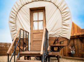 Big Texan Wagons, tented camp en Amarillo