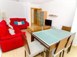 Apartamento de 4 dormitorios muy céntrico en San Juan Pueblo a tan sólo 2,5 km de la playa de San Juan y Muchavista