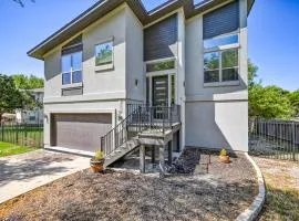 Upscale 5BR Home on Lake Travis with HotTub & Lake Views