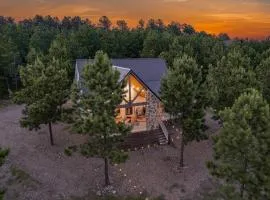 Double Arrow Cabin