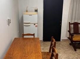 Departamentos amoblado para 6 personas, жилье с кухней в городе Парана