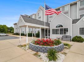 Microtel Inn and Suites Manistee, hotel v destinaci Manistee