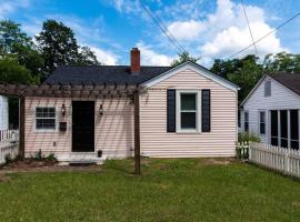 Country Cottage in The Hills, aluguel de temporada em Augusta