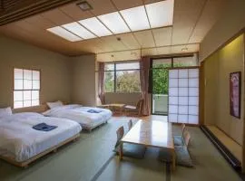 Hakone Kowakien Miyamafurin