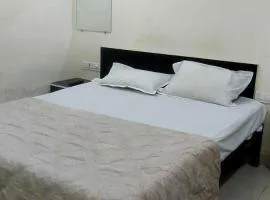 OYO Flagship Hotel Delight Inn