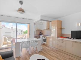 Appartement Calme et Moderne avec vue mer 74 – hotel w mieście Canet-en-Roussillon