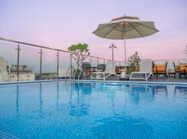 Anatole Hotel Hanoi、ハノイのホットタブ付きホテル