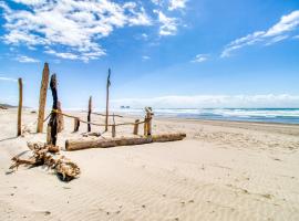 Sea Treasures Inn Units #205-212, motel a Rockaway Beach