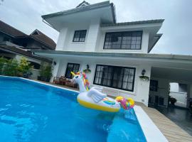 chiang mai 5room Pool Villa清迈5房泳池别墅, cottage in Chiang Mai