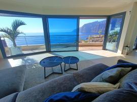 Luxury Los Gigantes Apartment, hotel mewah di Puerto de Santiago