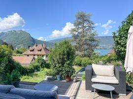 Le Loft avec jardin - vue Lac, hotell i Talloires