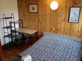 la petite chambre, cheap hotel in Felletin