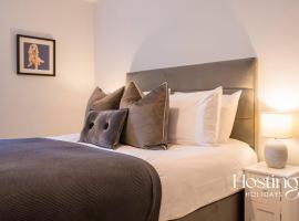 Walkers Paradise In The Heart Of The Chilterns, hotel with parking in Henley on Thames