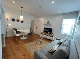 Peaceful 1BR with shared terrace at the Nook