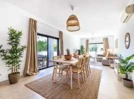 Jewel Apartment by Seewest