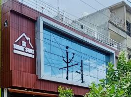 Smart Stays - MMMUT College - GKP Airport, hotel i Gorakhpur