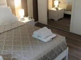 Trilocale con parcheggio privato Arena Inalpi, PalaTazzoli, Palavela Lingotto, "Exclusive Suite " La casa di Bertino "