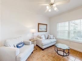 Dauphin Island Beach Club 210B, apartment in Dauphin Island