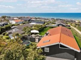 4 Bedroom Beautiful Home In Slagelse