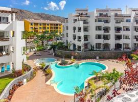 Luxury family apartment Equilibrium, hotel in Palm-mar