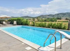 Nice Home In Castiglione Del Lago With Outdoor Swimming Pool, Wifi And 2 Bedrooms