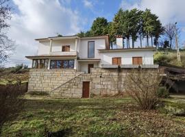 Casa Monte da Volta, casa de férias em Chaves