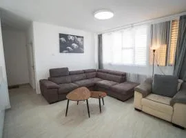 Netanya Central SEA & SHOP