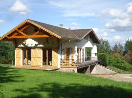 cottage pleine nature, vila u gradu Wattwiller