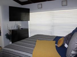 Master King Suite by Hard rock stadium and casino, pensionat i Miami