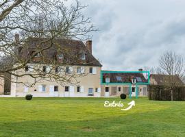 Bagatelle avec Jardin et Piscine Chauffée, hôtel à Biéville-en-Auge