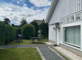 Studiolägenhet i Höga Kusten, hotel v destinaci Ullanger